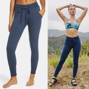 FP Movement Sunny Skinny Sweat Navy Size S